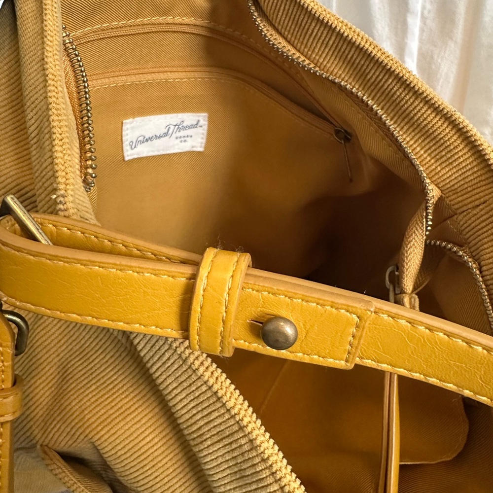 Universal Thread Yellow Shoulder Bag - image 3